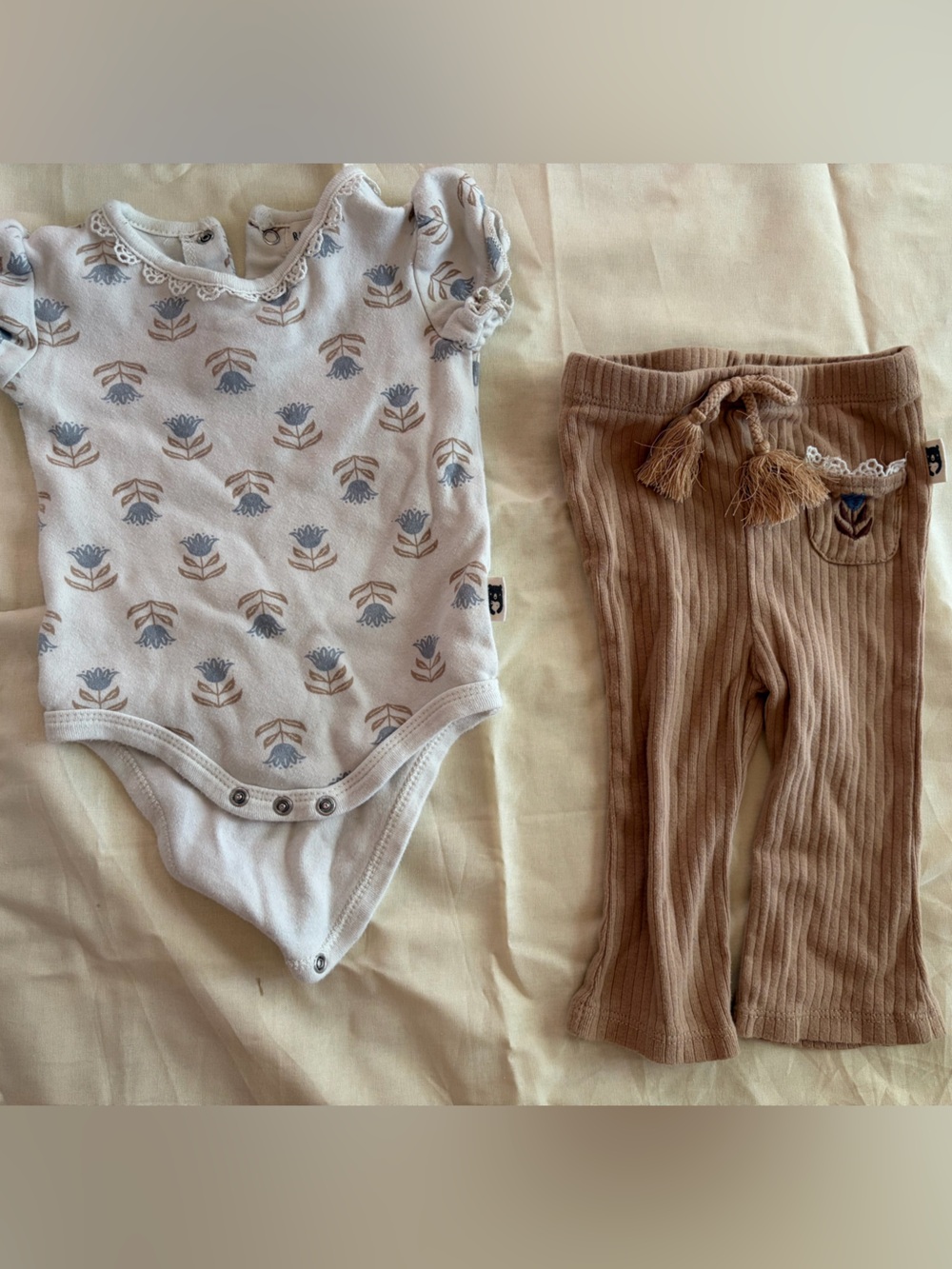 Rabbit and Bear Ribbed Tan Leggings and White Floral Onesie Set